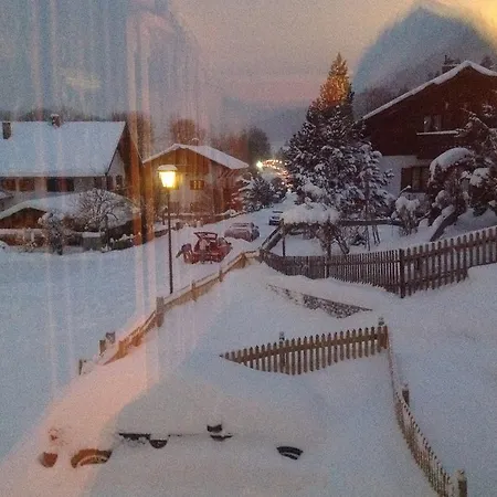 Apartament Am Berg-ferienwohnung Ettal