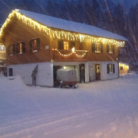 Appartement Am Berg-ferienwohnung *